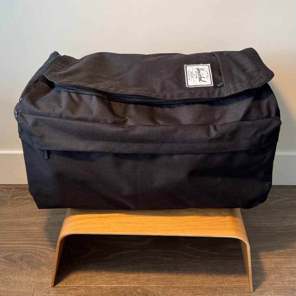 Herschel Supply Co. Outfitter Wheelie Luggage 50L - Picture 2 of 7